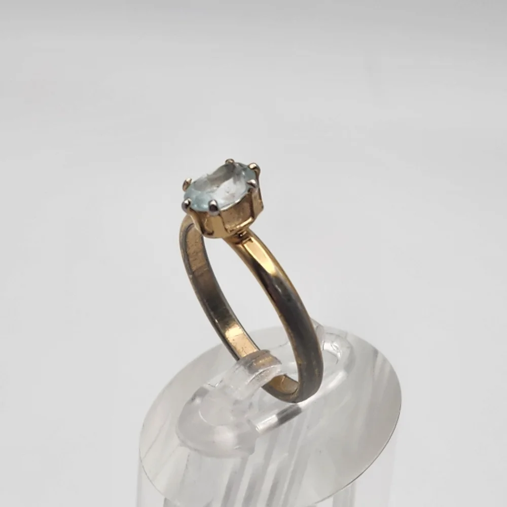 Vintage Topaz Solitaire Ring (8)